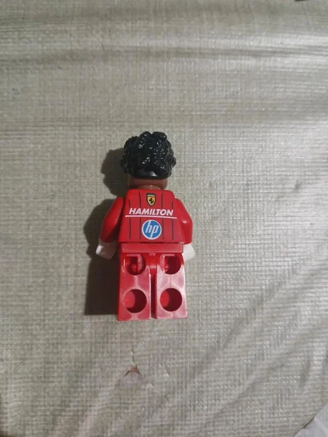 Lego Minifigura Lewis Hamilton edi006 – photo 2